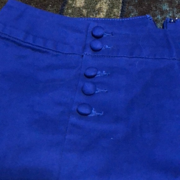 Blue gap skirt - Picture 3 of 6